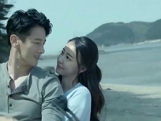 Korean Babe Gets Naughty in the Bedroom